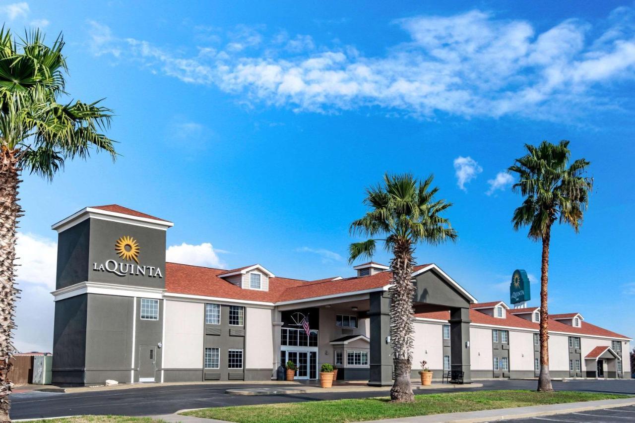 La Quinta Inn By Wyndham San Antonio Brooks City Base Exterior photo